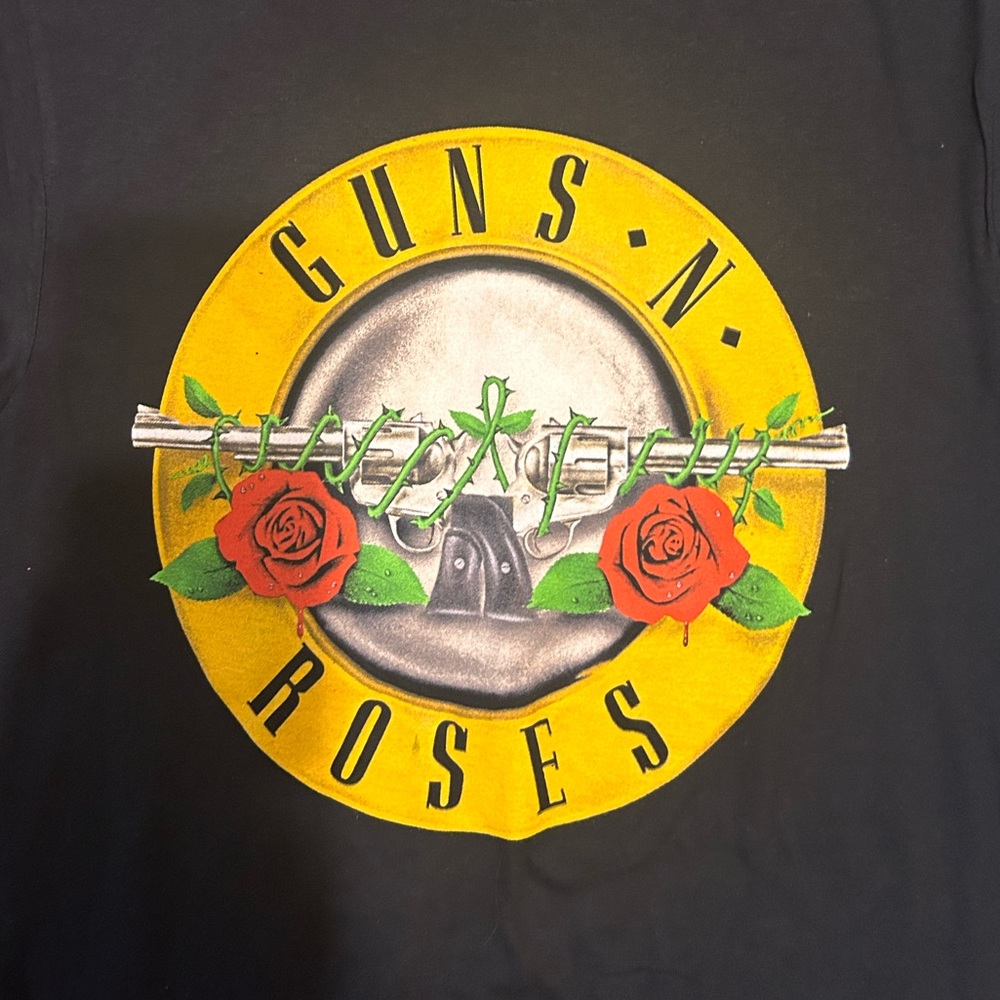 Guns & Roses Tee - Picture 2 of 3